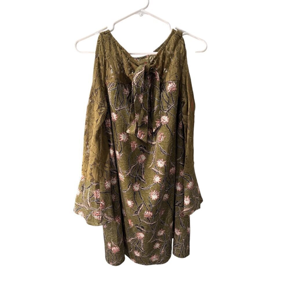 Entro Green Floral Lace Cold Shoulder Dress Size Small With Bow Detail EUC